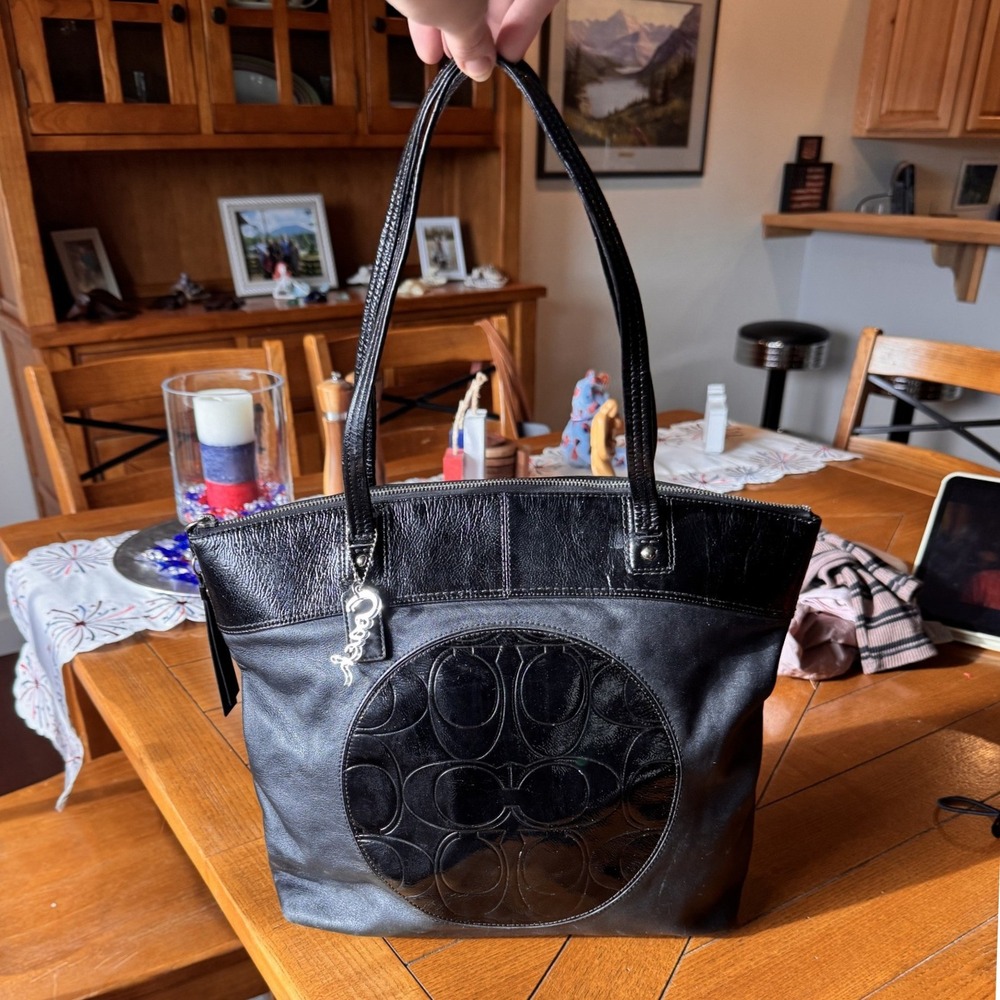 Coach Chelsea Heritage Signature Embossed Black Leather Tote Bag F18924